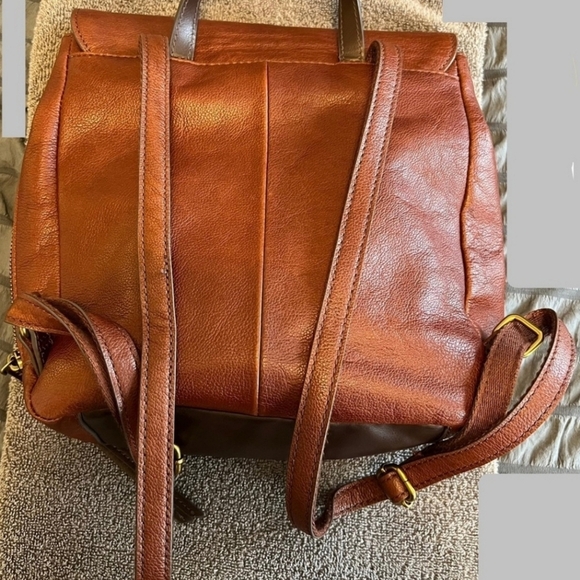 Fossil Claire Leather Backpack Cognac Brown Leather Adjustable Purse - Picture 3 of 8